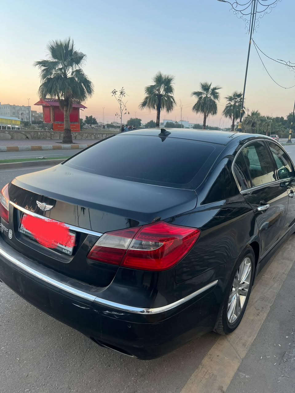 سلام عليكم 
جنسز موديل 2014 رقم بغداد بأسمي ماشيه ١٧٥ ألف  محرك ٣٨٠٠ سياره بيها بارد قليل جداً  بين باب السايق وجاملغ الامامي وبنيد مفتوح لأجل تطبيك  بدون حادث فقط كير محرك كفاله تخم تأير سياره كلها شغاله ما بيها أي خلل فول مواصفات فتحه كشنات تدفئه تبريد تحكم امامي خلفي تبريد 3 قطع نظام ترحيب منظومه زنون بيع فقط 

مكانه ميسان المركز رقم ***********
