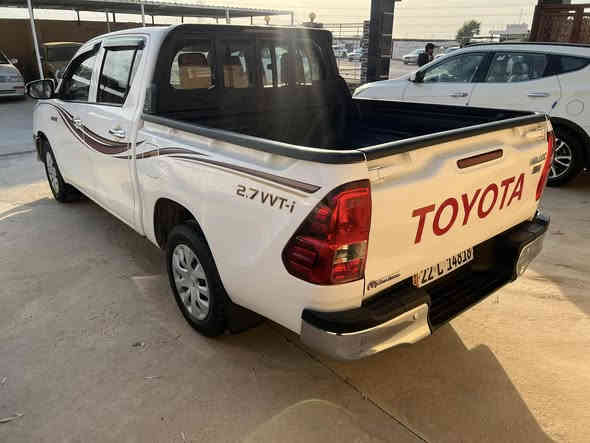 سلام عليكم 
بكم هايلوكس كلين  للبيع 
موديل 2019
كير ومحرك شرط 
تواير وصدر جدد 
سونار موجود بل منشور  
عنوان شرقاط تحويل شرط 
السعر 235 وبيها مجال للطيبين 
الرقم ‭0781 974 6152‬
