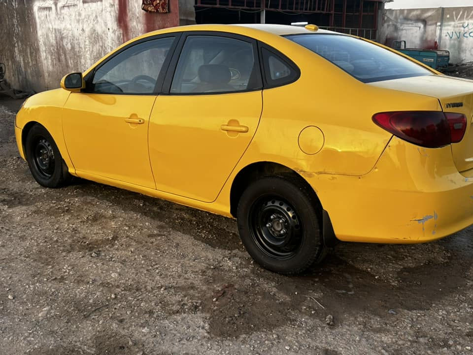 السلام عليكم 
النترا للبيع 2008 وارد امريكي   رقم بغداد نكليزي بسمي فول مواصفات فتحه  مري شفط  شاشه مكينه 2000  كير محرك حداديه تبريد  مكفولات تايرات  جديده  كلها ليبل واحد  بس جاملغ الامامي   
مكاني  بابل ناحيه  النيل السعر 78
***********
