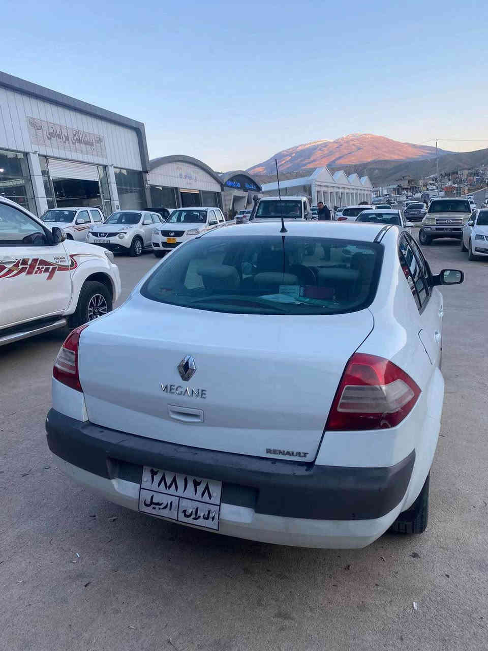 رینۆ مێگا ٢٠١٣ فول فول بیلاد سێ پەردە سبوغ بەشەرت هەموو گیانی بەشەرت گێر و مەكینە بەشەرت  تەبرید سارد و گەرم بەشەرت ویل  كەپ فۆلیۆم ئەی بێ ئێس ئاوێنە كارەبای سترات خاس 
شوێن سۆران
واتس ئاپ .ڤایبەر *********** 
*********** سوران, أربيل
