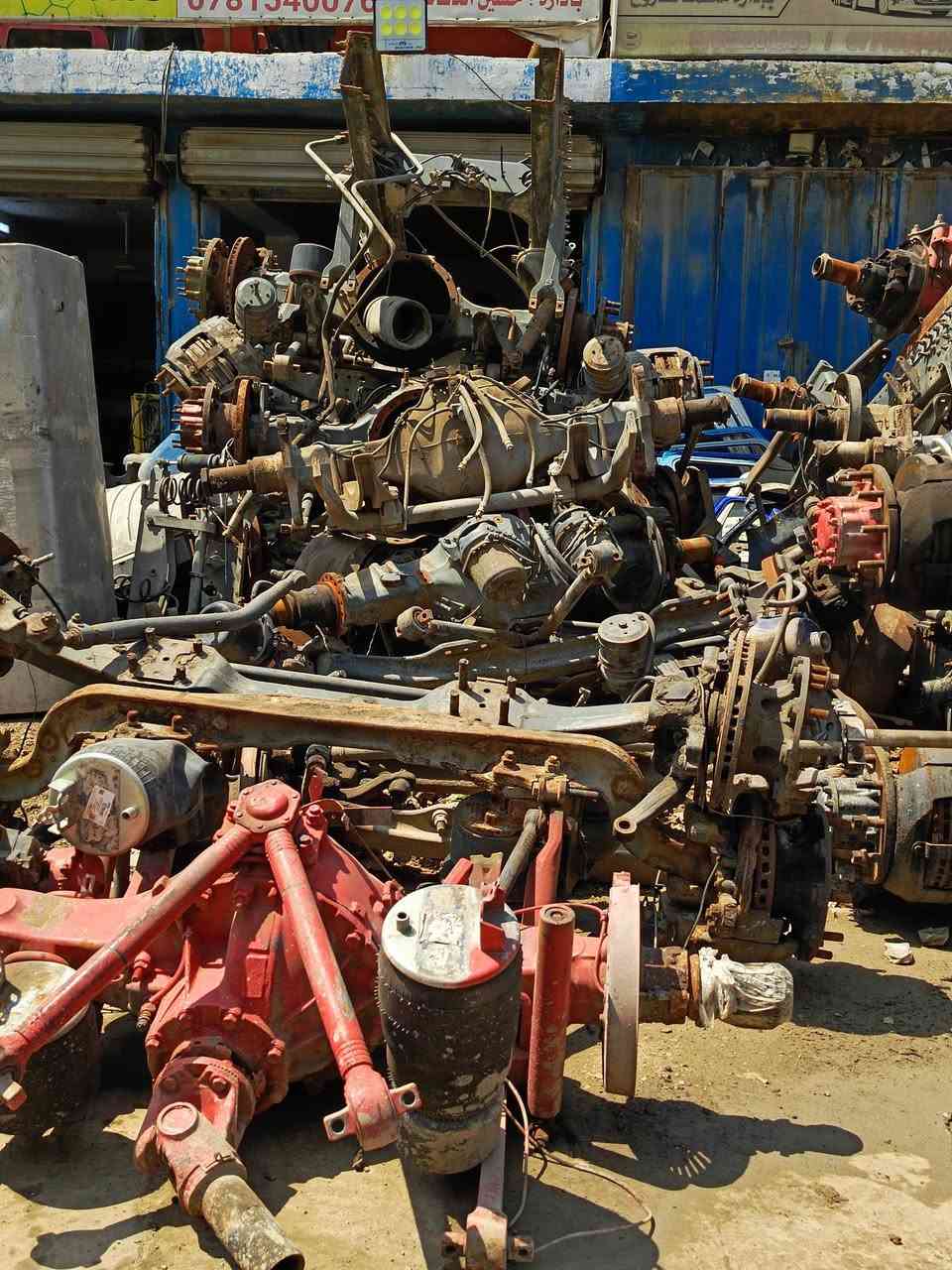 يتوفر ادوات فالفو اوربي مستعمل
حديث + قديم
شراء سيارات فالفو حديث وقديم او بدون ارقام ومكسور شاصي 
عنوان بغداد جرف النداف مقابل سيطره النهروان
ه‍ ***********
