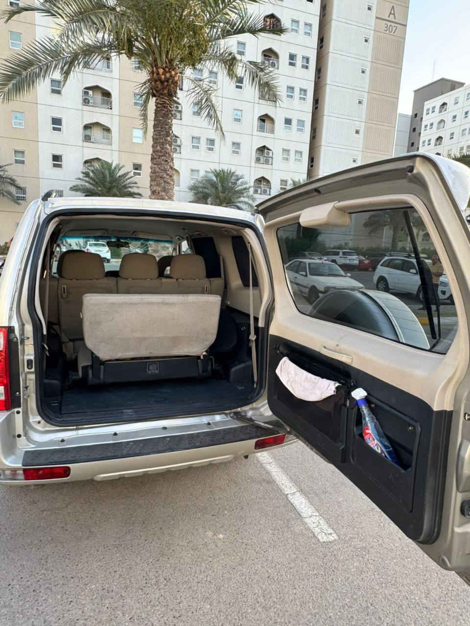 سلام عليكم
من رخصت مدير الكروب المحترم
باجيرو موديل ٢٠٠٧السياره كير محرك ٣٠٠٠صدرخلفي امامي جديد السياره كفالة ماعدا ربع الاخير بالجاملغ وره السايق صبغ
السياره اباسمي شخصي
***********
٩٥ اوبيها مجال انشاالله
