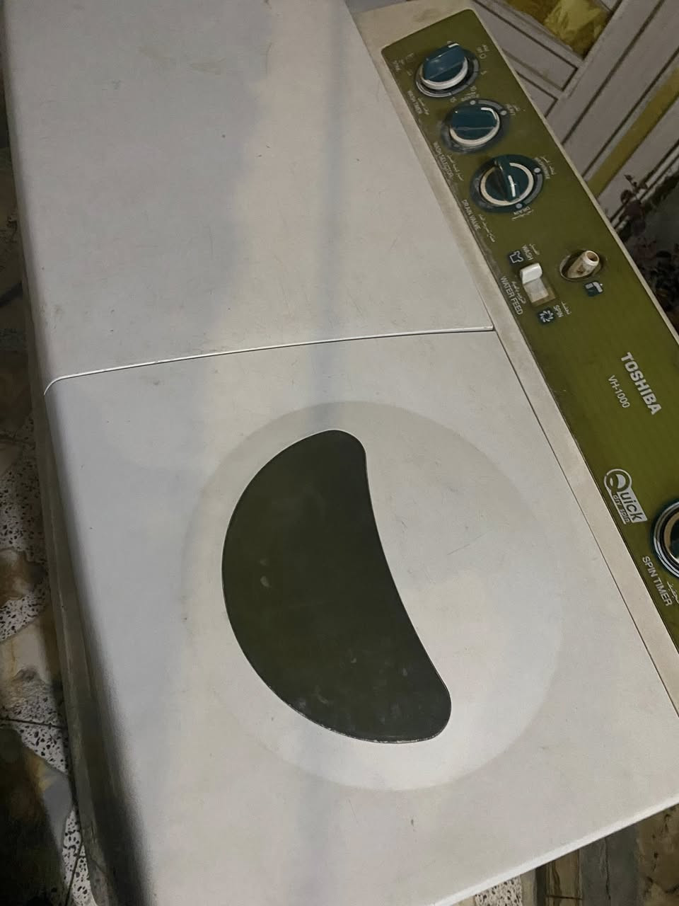 غسالة مثل ماموضحه 
تجفيف شغال فقط الغسل وكف نضيفه جدا
قيم واخذ


**إذا كنت صاحب هذا الإعلان وتريد حذفه لأي سبب، رجاءا أرسل رسالة إلى الدعم الفني**