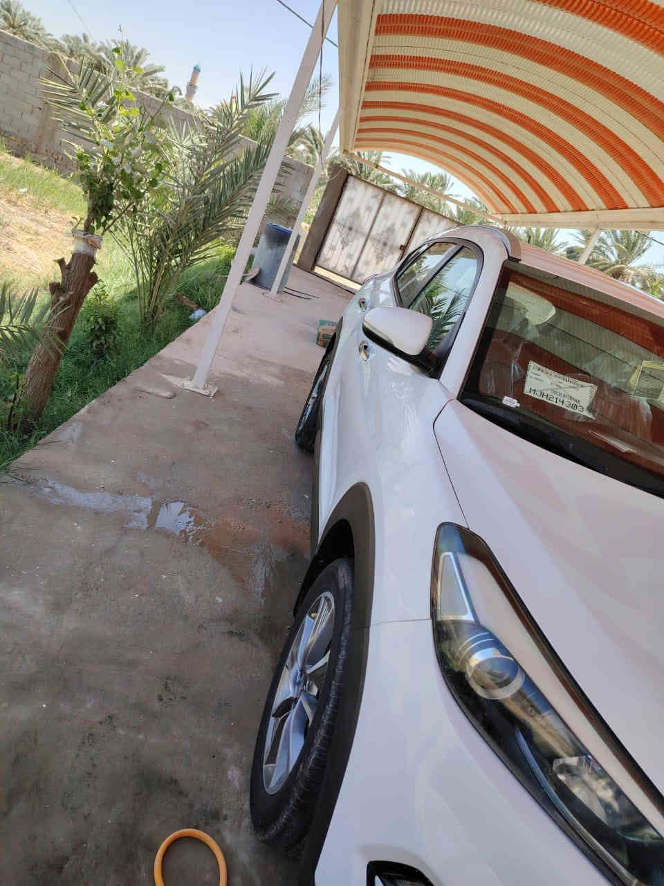 السلام عليكم
توسان للبيع ٢٠١٨ رقم اربيل تريد وكاله تريد مداور 
ماشيه ١٤٥ الف 
سيارة نظيفه جاهزه حداديه كير محرك 
مكانها بابل الكفل 
رايدها ١٨٥ وبيها مجال قليل 
للاستفسار ***********
