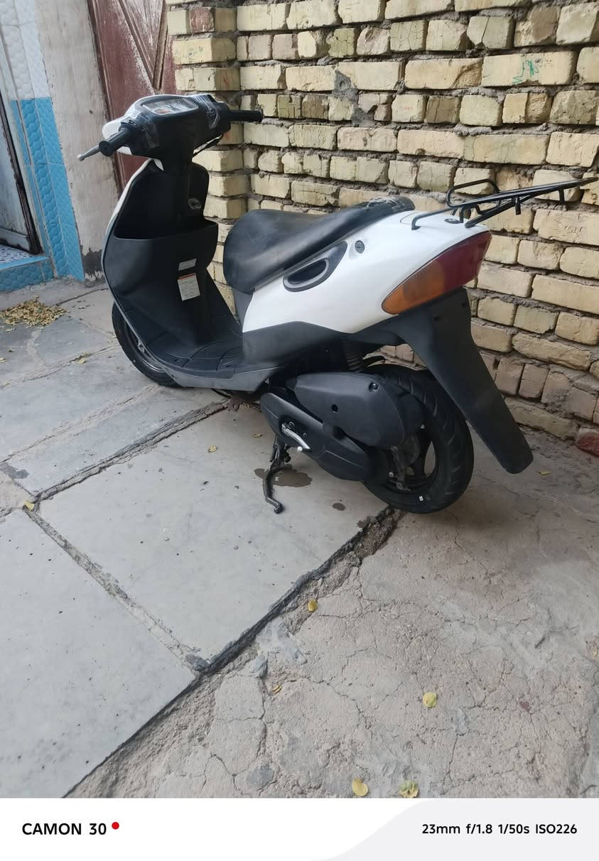 دراجه ساسوكي نضيفه أوراق مكفوله كهربائيات شغاله *********** واتساب شهر من طلت من الوكيل السعر400
