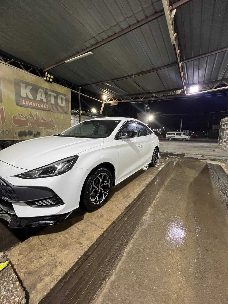 سلام عليكم ام جي 25 ماشية 25كفالة عامة  كير عادي عنواني بغداد  ***********واتساب 
  
 104 السعر بيهة مجال ***********
