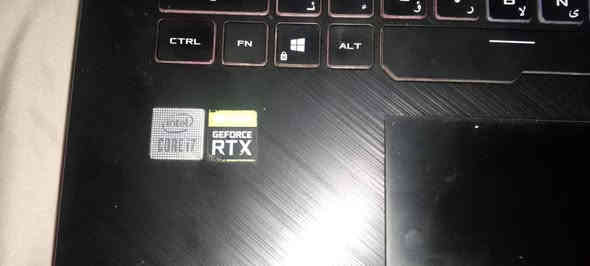 السلام عليكم لابتوب اسوس
النوع: ASUS ROG Strix
 الموديل: G712LWS
 حالة الجهاز: مستعمل – نظيف جداً
** مناسب للألعاب الثقيلة والتصميم والمونتاج

 المواصفات الكاملة:

 الشاشة

17.3 inch

FHD 1920×1080

144Hz معدل تحديث

IPS-Level

 المعالج

Intel Core i7-10750H

Six-Core 6C/12T

Up to 5.0GHz

 كرت الشاشة

NVIDIA GeForce RTX 2070 SUPER

8GB GDDR6

أداء ممتاز للألعاب AAA والبرامج الثقيلة

 الرام

24G DDR4 (قابل للزيادة)

 التخزين

1T SSD NVMe

سرعة عالية بالإقلاع وتشغيل البرامج

 الصوت

Dolby Atmos

سماعات قوية وواضحة

 الإضاءة

RGB Keyboard

Aura Sync

 الملحقات

الشاحن الأصلي

بدون مشاكل حرارية

الجهاز نظيف بي فطر بسيط من جوه ما مأثر على شي شرط الفحص
