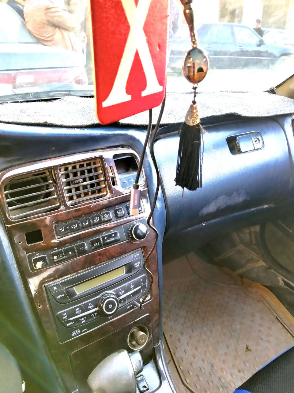 مارك موديل 2000 رقم ديالى مشروع وطني سنويه منتهيه شرط التحويل
مكانها بصره قضاء الامام الصادق ع
كير ومكينه فيفيتي بيها بكن 
 تبريد شغال
مشط وباور وحداد فول نكتها نكت 
مكفوله كص ونقل 
كشرتها محتاجه صبغ
سعرهه 34 وبيها مجال 
***********
