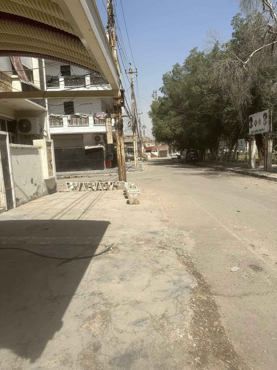 السلام عليكم مشتمل للبيع المساحه 70متر واجهه 7النزال 10بناء 2023.يحتوي على مطبخ .صاله.غرفة منام .صحيات.الطابق الثاني غرفتين منام .صحيات.العنوان الامين الفلكه المشجره مباشرة مقابل الحديقه للاستفسار الاتصال ***********
