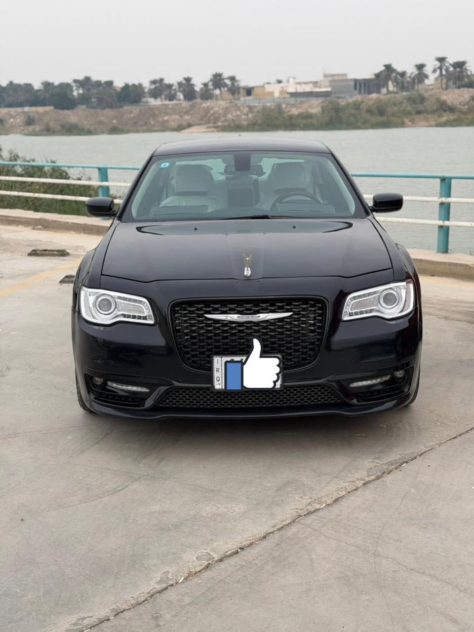 السلام عليكم
اوباما موديل 23 للبيع فقط سياره جديده بمعنى الكلمة 
بأسمي تحويل ثاني يوم سياره فئة c جاهزه تبريد تدفئة حداده تخم تاير كير مكينه مكفولات سياره نظيفه بمعنى الكلمة 
للاستفسار المراسله واتساب *********** مكان السيارة البصرة
