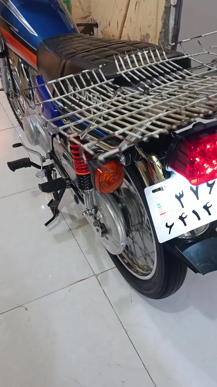 سلام عليكم دراجه نامه موديل 25 أوراق سكنر صارله 3 أشهر من مطلعه سعر 650 وبيه مجال بسيط ***********
