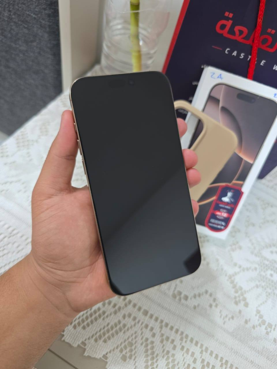 سلام عليكم ورحمه الله
16 برو ماكس دبل خط ZA بطاريه 96
ذاكره 256 لون صحراوي دزرت غراضه كامله 
نضافه 100 شخط مابي ابد مكفول من كلشي 
للبيع او مراوس ويا 17 برو ماكس وانطي فرق
مكاني بغداد كرخ السعر 1350 وبي مجال بسيط 
***********
