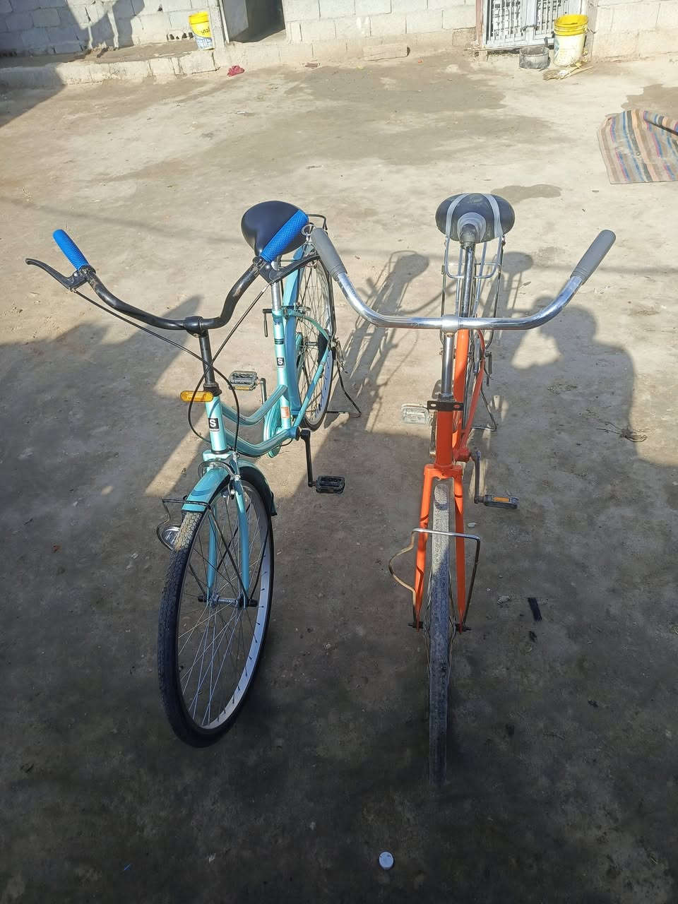 سلام عليكم باسكلات عدد 2  سعر 160 وبيهن مجال قليل رقم الموبايل *********** بس رمش اني عندي خدمة  العنوان طريق كربلاء نجف عامود 945
