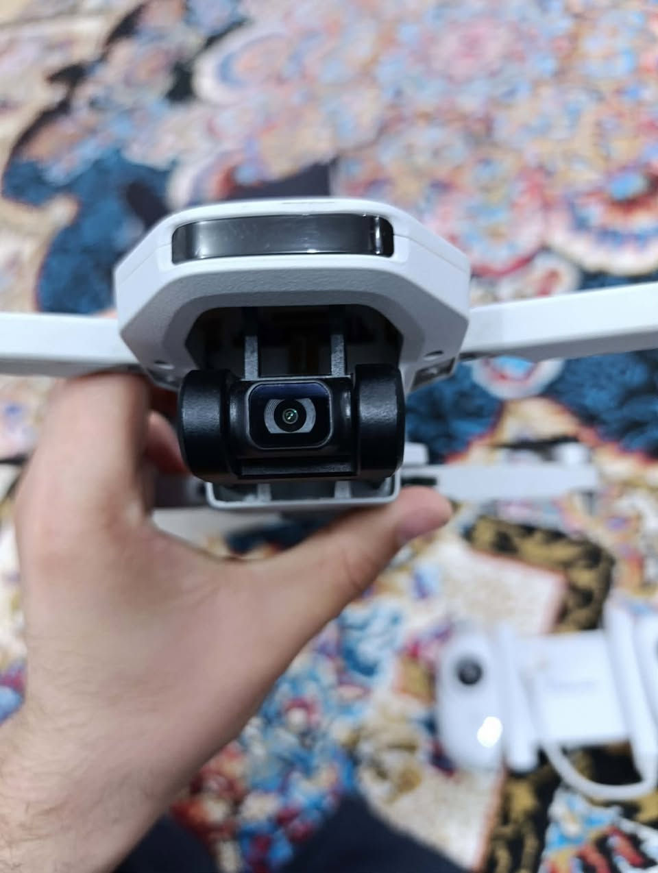 درون كلشي ما بيه 250 الف. ***********
