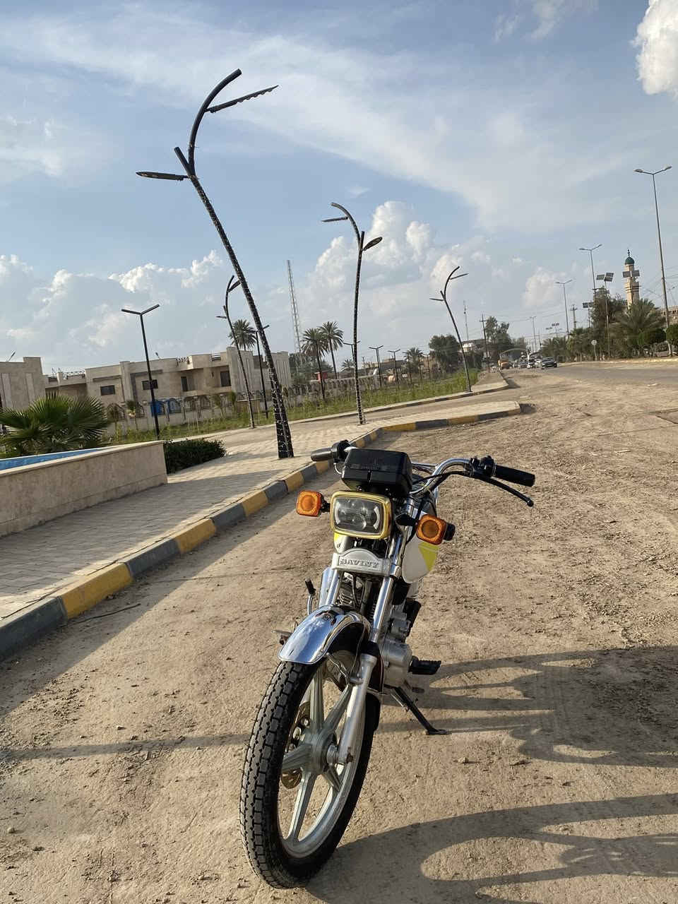 الـسلام عليكم دراجه ايراني 5كير موديـل 22 محرك 150cc
مكفول لاتبخير ولا نضوح سلف هندر شغال كهربائيات كلها شغاله دراجه خير من الله نقص بس بريك امامي السعر 450وبيها مجال للشراي المكان بغداد أبو غريب هذا رقمي ‭٠٧٨٦ ٨٤٥ ٦٩٩٢‬ متواجد واتساب +ماسنجر.
