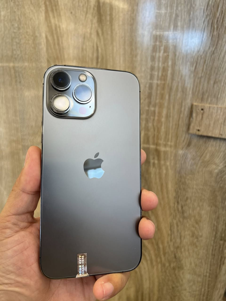 قطعتين ١٣ بروماكس امريكي
مكفولات من كل تبديل ذاكرة ٢٥٦
الاسود بطارية ٨٣ والذهبي ٨٧ 
السعر ٦٩٠ مجال قليل حك الجيه
مكاني زيونة
***********
