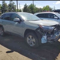 للبيع تيوتا راف فور موديل 2022  (هايبرد) أسمنتي             (رقم بغداد...