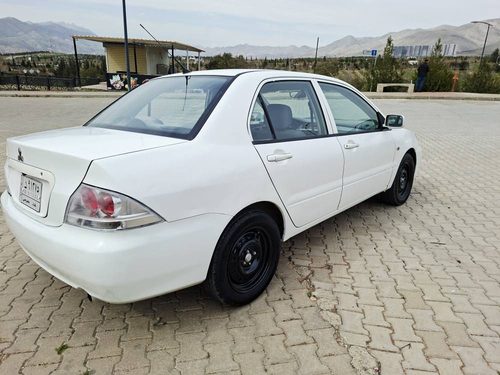 لا نسه ر 2011.    61$        بئ بؤ يا خ ***********.                     نمو نه.    ره قه م بخداد سه نه وى عاج ره قه م ألما نى به شه رتى أوه ليا ت حا سيبه خه را مه سا حه بى مه وجوده يه كسه ر وه كا له ت بؤده كه م  سه يا ره جا ليشى نيه يا نى بئ ده حمه مه كينه كه وره ى تؤ ما تيك ته بريد سا ردو كه ر م له سه ر سويج سه يا كير مه كينه ى به شه رته شو ين سليما نى السليمانية, العراق
