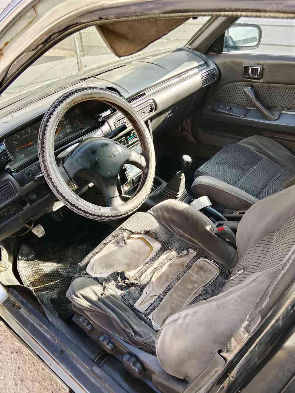 كامري مديل 91 بسمي تحويل ثاني يوم سنويه  جديده محرك جديد هسه شاده صدر تعبان مكان سياره بغداد 33 بيه مجال قليل ***********
