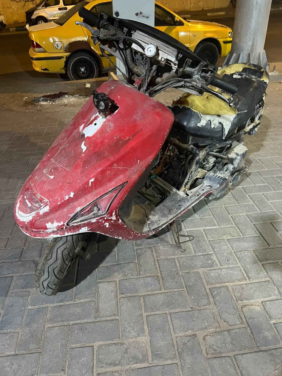 فراشه نثية للبيع جانت شغالة وطفت كوم حديد سعر90قفل قفل مكاني المعقل الهاتف ***********
