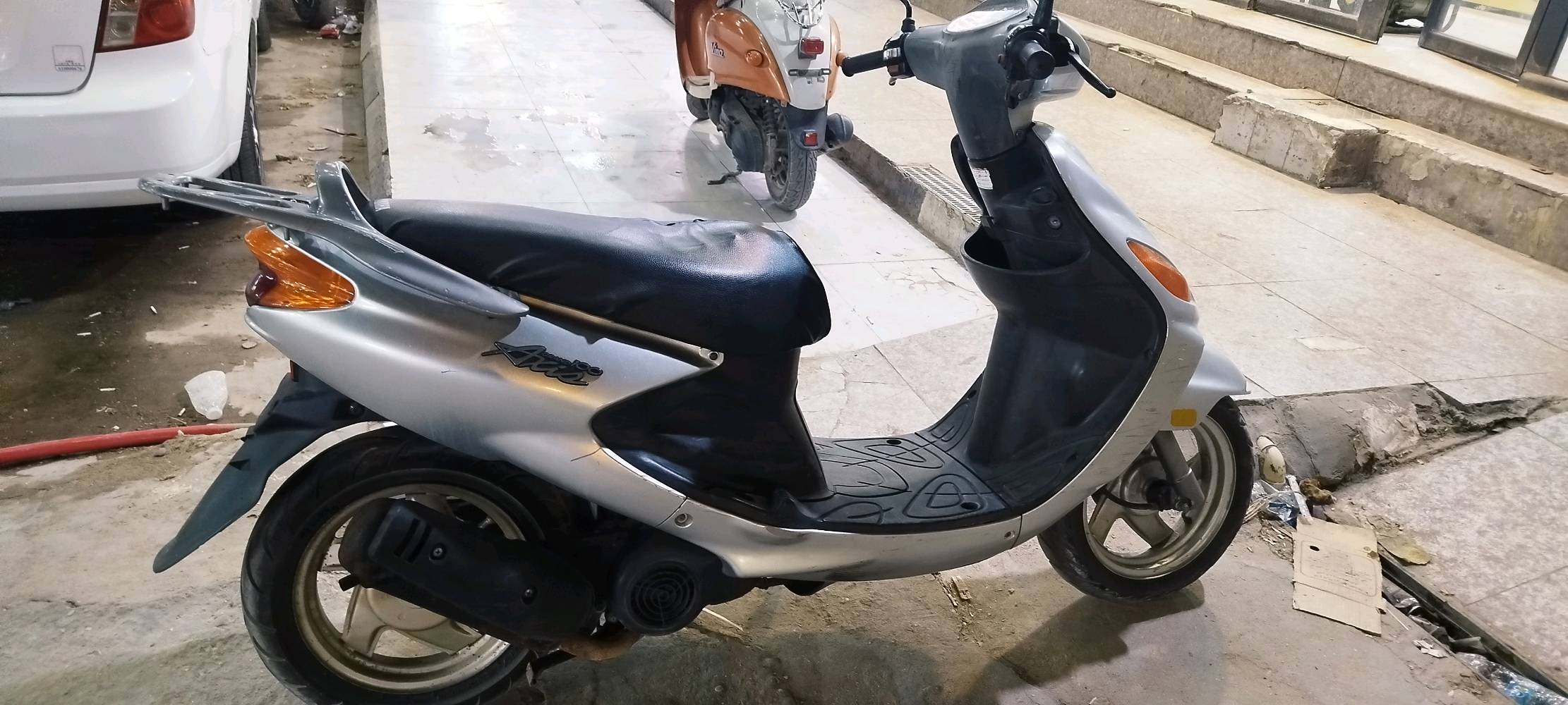 دراجة اكزز جديدة طالعه من الحاويه صارله اربع اشهر 
واتساب 
***********