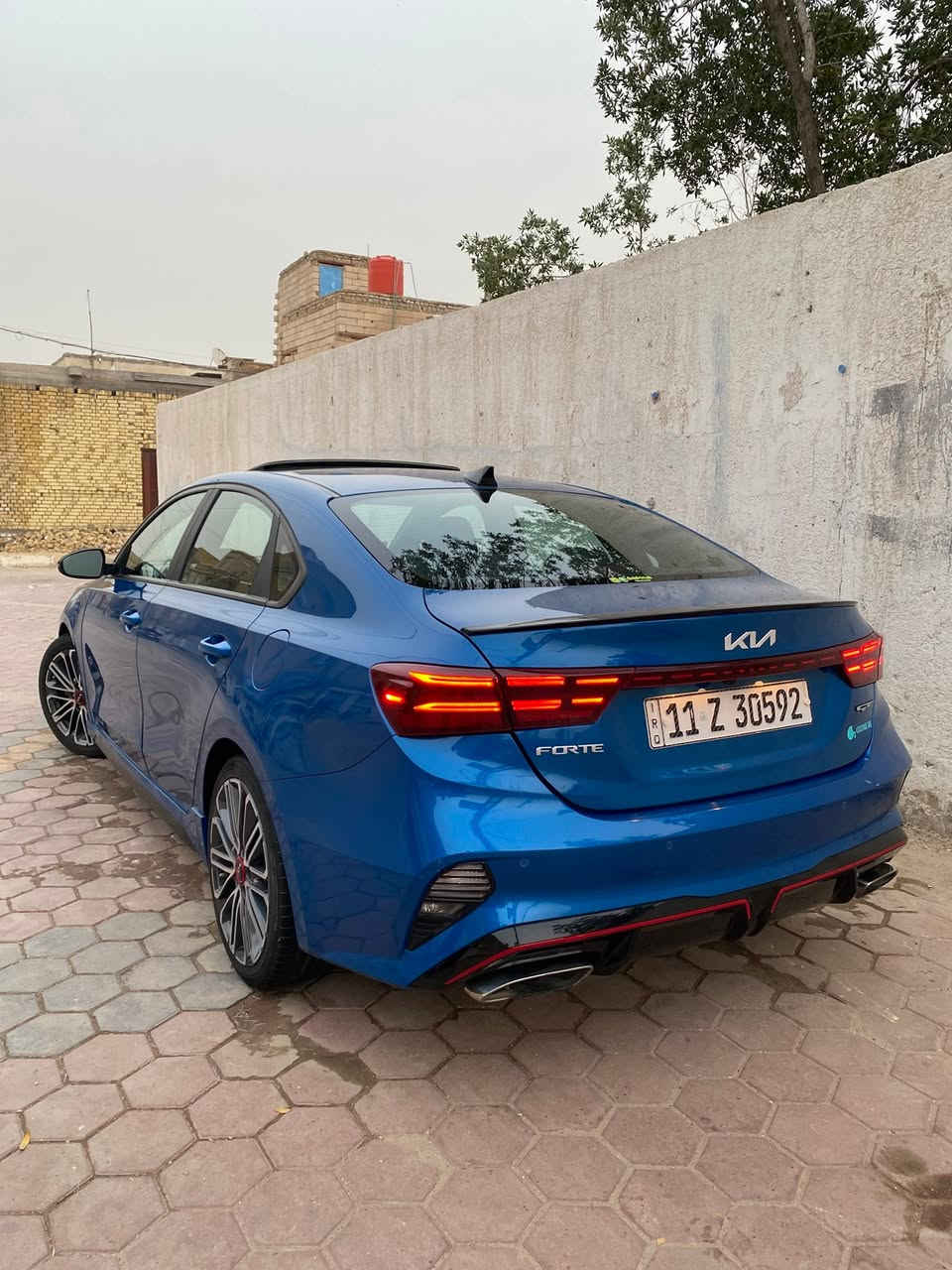 السلام عليكم للبيع  فورتي جيتي 🩶
Kia Forte GT 2023  

موديل ٢٠٢٣

رقم بغداد حره تحويل ثاني يوم

ماشيه ٤١ ميل جديدة جداََ

كير Dct دبل كلج 7نمر 

مكينه 1.6 تيربو  201hp طياره 🔥

مواصفات GT معروفه فول1/1 اعلى واخر شي بل فورتي  

فتحة سقف (سلايد)

بصمه أبواب وتشغيل عن بعد 

صندوك ذكي يفتح عند الاقتراب

شاحن وايرلس 

اشاير مري 

شفتات ستيرن 

رادار جانبي

رادار امامي 

رادار تحديد مسار 

اوتو هولد

ايقاف ذاتي 

مثبت سرعه 

قيادة ذاتيه

مانع انزلاق 

هاند بريك كهرباء

تبريد قطعتين 

شاشة جبيره 9انج 

كشنات جلد كهربائي
تدفئه تبريد كشنات  

اناره داخليه بل أبواب وبل دشبول علامه الGT الوان عديده

 سستم صوت 🔉harman kardon

تبريد بيانو +مناخ منفصل

العنوان / الناصرية مركز 
السعر / ١٥٥ وبيه مجال بسيط جداً 
للاستفسار / *********** 
متواجد ع خاص
