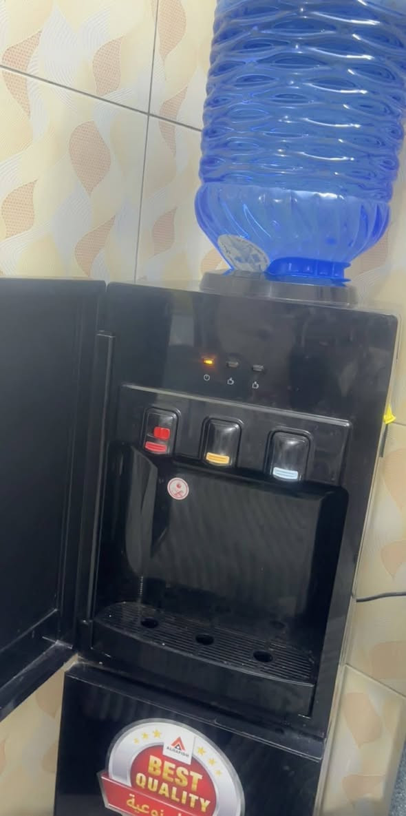 براد ماء نظيف سعره ١٢٥ وبي مجال العنوان الدورة شارع ٦٠


**إذا كنت صاحب هذا الإعلان وتريد حذفه لأي سبب، رجاءا أرسل رسالة إلى الدعم الفني**