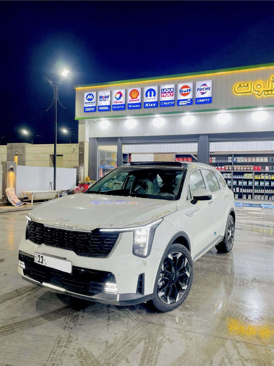 سورنتو ٢٠٢٥ /6سلندر فوول مواصفات للبيع رقم بغداد زيرو ماشيه6 الف فقط بعدها بفابلون الشركة ضمان خمس سنوات شركة 
مكاني بغداد بلديات
المواصفات
بانوراما 
كشنات جلد بلادي تدفئة تبريد 
أربع كامرات ٣٦٠ درجة 
حساسات امامية ٦ 
حساسات خلفية ٦ 
اوتو ستوب توقف ذاتي عند الرجوع للخلف 
رادار خلفي 
كامرات تشتغل بالدشبول 
كير ماوس 
ويل حجم ١٩ انج
وبعد بيها مواصفات 
سيارة زيرو ماشيه 6 الف 
للاستفسار***********
ملاحضه ممتواجد على لنت
