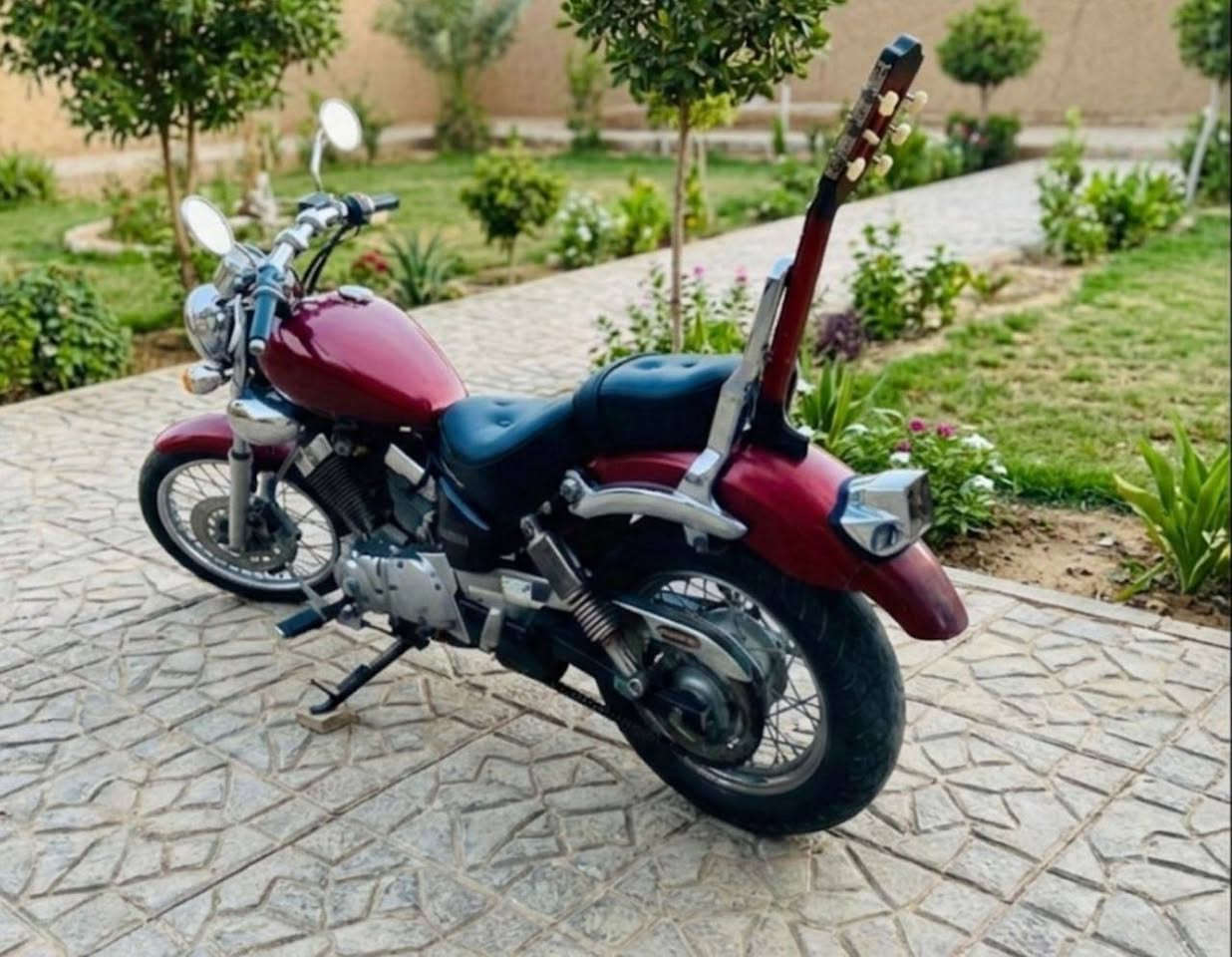 السلام عليكم ورحمة الله وبركاته 

دراجة كروزر ياماها فيراكو  600 مكفولة كير و مكينة الدراجة نضيفة و ممشا قليل .. بحاجة الى ترتيبات بسيطة جمالية + مدفوع كمرك كبل ترقم .. عنوان بغداد  السعر المطلوب 12 ورقة

للتواصل. ***********
