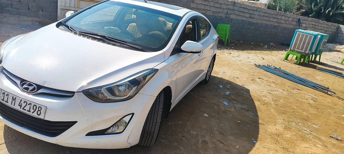 سلام عليكم
النتر 16 خليجي رقم بغداد باسمي مكفوله من الصبغ فقط بارد مع ارفاق السونار والسعر المطلوب 127  وبيها مجال 

الاتصال ***********
