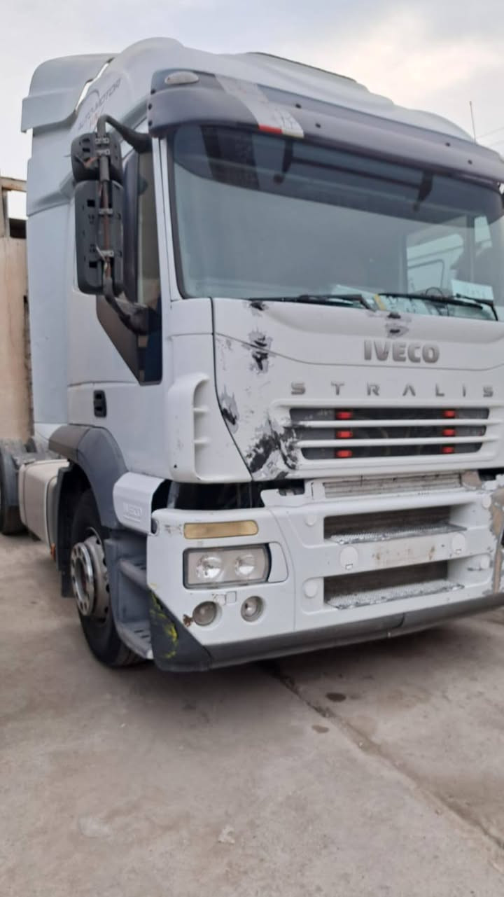 سياره للبيع افيكو ستارلس صهريج گدام العين موديل 2003 سياره بسمي شرط تحويل سياره جاهزة من كلشي تراي البصره التانكي دناگير صيني فتحتهن شحمتهن ودكيت بنزات وما طلعت بيها لأ صرف ولا نفخ شرط انطيك گير ومكينه +طخم تاير جديد للرأس وزوجين جديد للتانكي +تصريح أمني بل سياره عضم 
السعر: 175$ 
التواصل على رقم الهاتف وبي واتس 
***********
