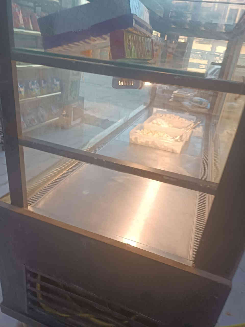 عارضه جبيره كلش تبريد فؤل مناقصه اي شي كامله مكله تجي وتشؤف بعينك المكان كربلاء ***********
