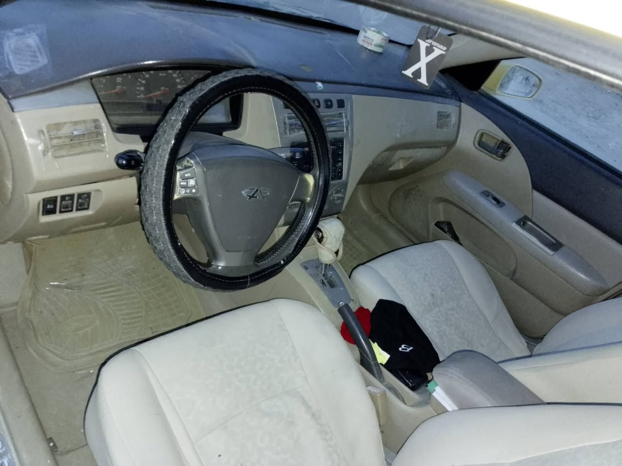 شيري اي فايف موديل 11 سنويه منتهية ب17
مطلوبه هيئة عالمشتري رقمها الماني راعيها بالعماره موظف يمته مايعجبك تحولها 
مكينة محور كورلا وكير اوتو اقتصاديه جدا 
سعرها 18 وبيها مجال قليل 
السياره تاخذها الك بيها يوم كامل اذا بيها شي ترجع 
سياره نشطه وحلوه مال شغل تكسي وخطوط 
خاص مفتوح يمته مايعجبك راسل وبخدمتك 
البياع شراي عليك العباس لا تراسل ابد 
***********
