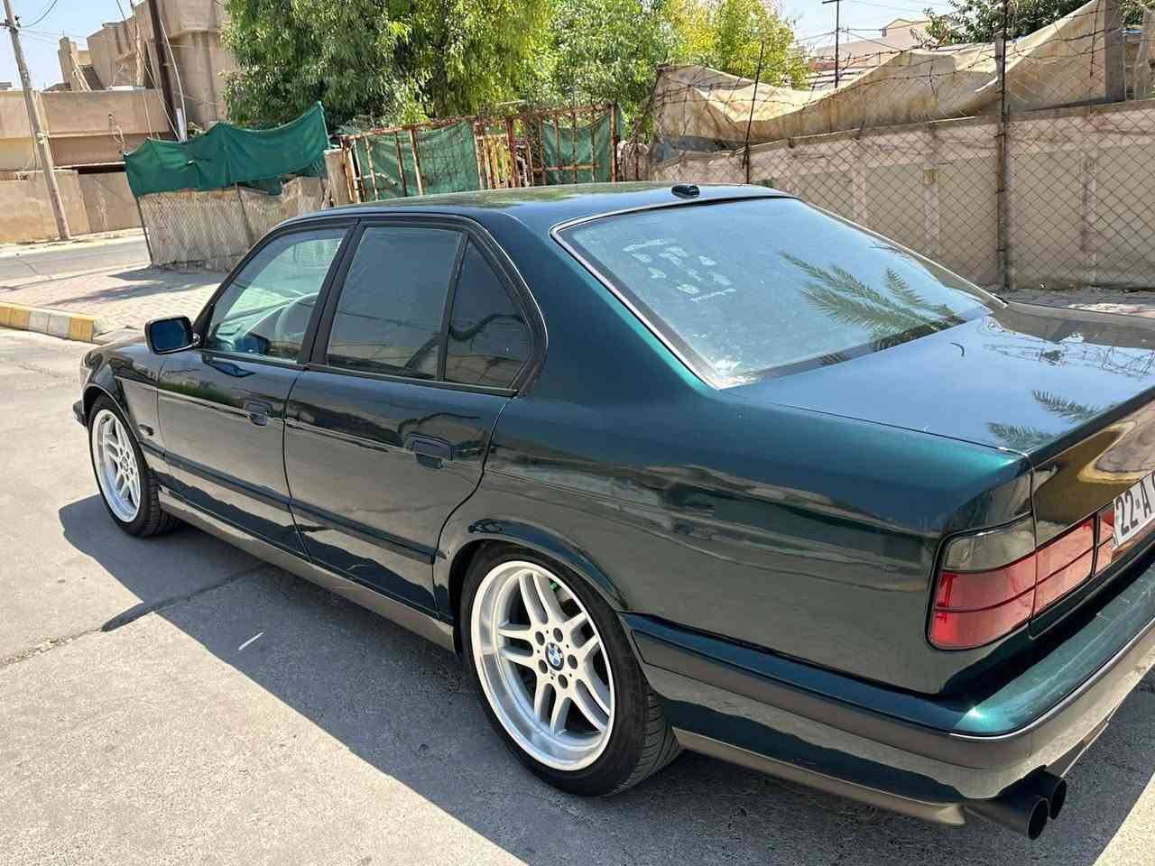 سلام وعليكم bmw للبيع525  ديجيتال گير اوتو  موديل 93رقمً اربيل تحويل ثاني يوم هزه جديد سنويه شهر خلصان جام كهربائي سلايد تبريد تتفئه شغال صبغ جديد بدون ضربه ويل ايم تايرات جدييد بجم عريض دخاني دعاميات ام مكان سياره كركوك سعر 68بي مجال.  رقم موبايل *********** كركوك, العراق
