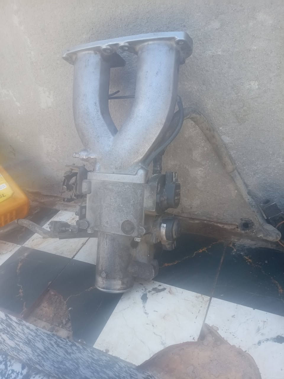 كير 2 ونص 3 خطوط جديد شرط  
باور جديد0 سلف جديد كلج مروحه جديد
عقل وضفير 2 ونص جديد السعر شلع 7 وراق
هاذه رقمي *********** 
دينمو شغال كمبريسر تبريد شغال ديلكو وتخم واير بلك اصلي 
تخم نوزلات وثلاجه 2 ونص جدد شرط
العنوان العماره المجر الكبير
