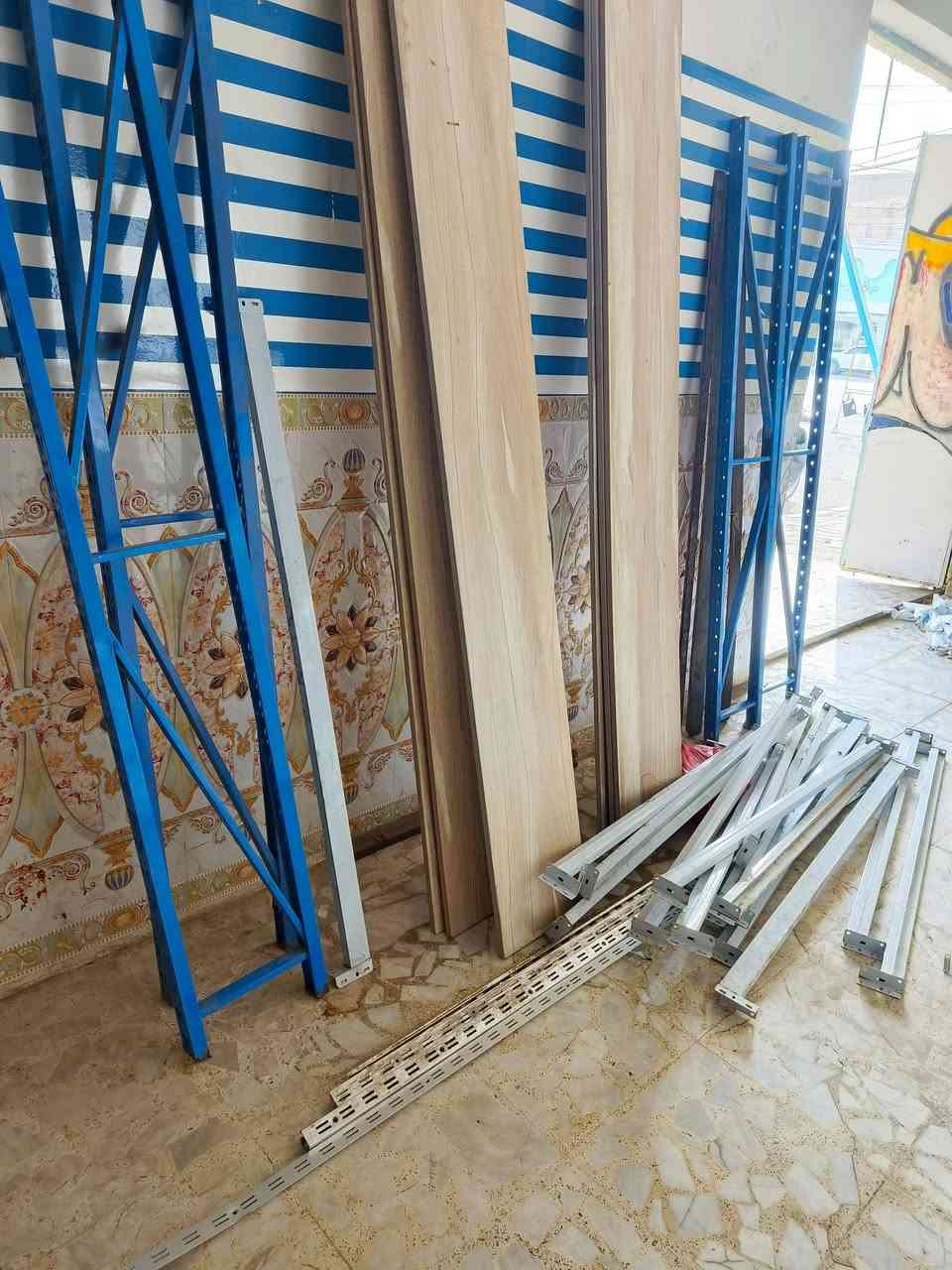 السلام عليكم اميوزه اثنين والرفول توكيب وتفصال ورف اندي اف تفصال للبيع كلهن سعر بلاش خابر ودلل ***********
