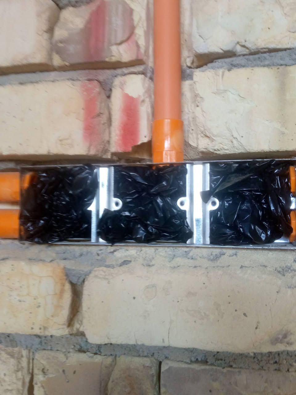 شغل كهربائيّ تأسيس بيوت السعر مناسب  ***********
