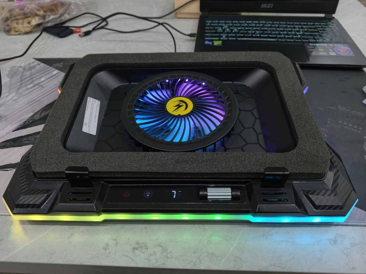 MSI CYBORG 15 A12V

CPU: i7-12650H
​RAM: 24GB 4200MHz DDR5
​Storage: 512GB NVME Samsung
​GPU: RTX 4060 8GB
​Screen: FHD 144hz IPS 15.6

خاوێنى 90%
​تێبینى: هه‌نێ په‌له‌ی پێوه‌یه له به‌شی پشته‌وەی ده‌رمانی به‌ر‌که‌وتوه‌.

​شاشه‌و پاتری و هه‌موو شتێکی به‌ شه‌رت جانتاشی له‌گه‌ڵه و شه‌حنی بیلا‌دیشی ماوه.

1_كوله‌رى لاپتۆپ RGB 2200 RPM خاوێنى 99%
​2_ده‌سکى Xbox Elite series 2 خاوێنى95%

​3_ماوسى Razer viper mini wire خاوێنى 97%
​4_هێدسێتى Logetic G935 خاوێنى 99%

هه‌مووى بۆ فرۆشتن كارتۆن و ئه‌شیایان ماوه زه‌مانى هه‌موو پارچه‌كان ئه‌كه‌م.

​سڵێمانى
​*********** السليمانية, العراق
