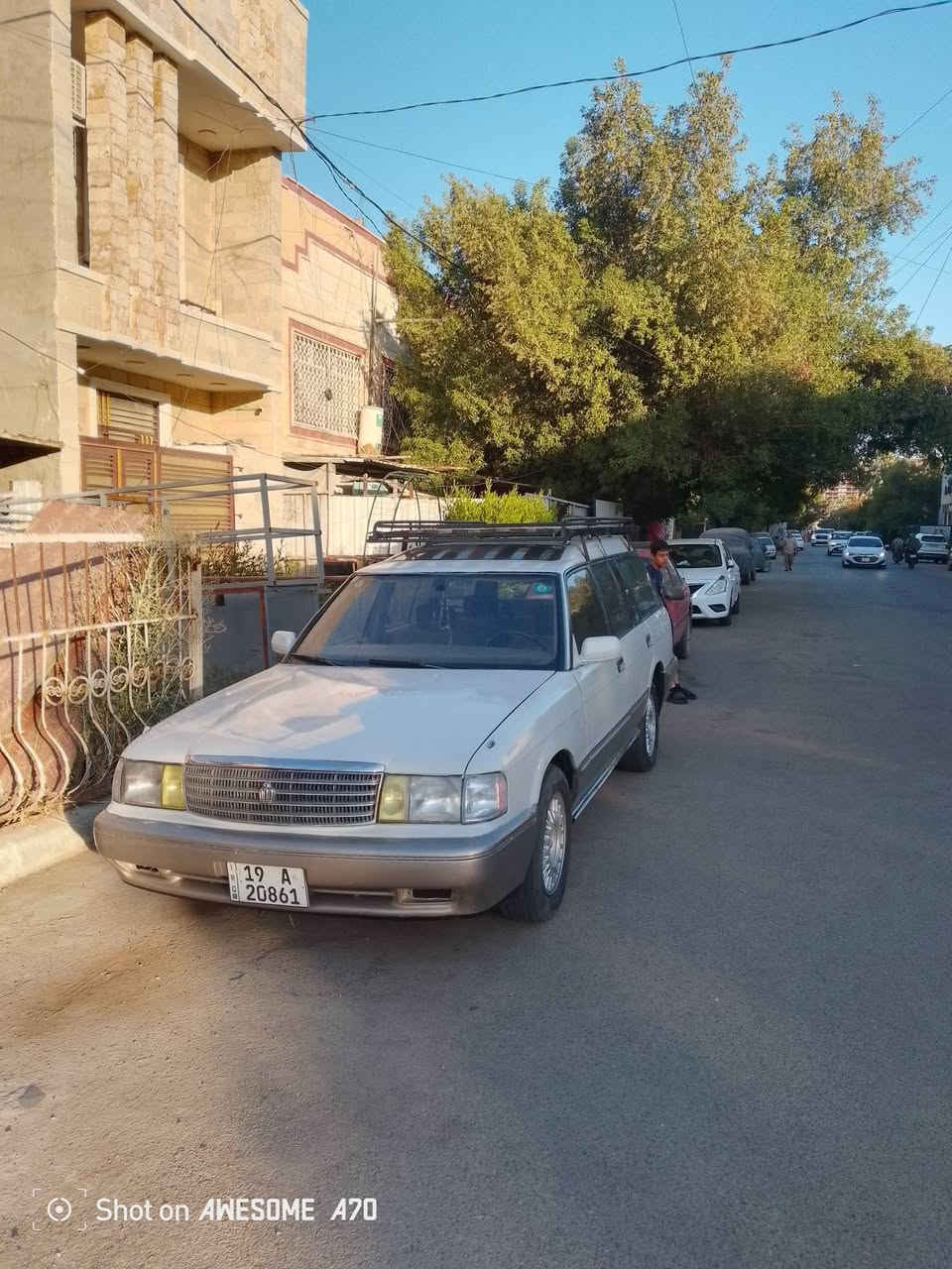 السلام عليكم ارنب ستيشن موديدل1996السياره صبغ حزام هزه  جديده السنويه 2031 تخالص  حداديه جيده  وتبريد شغال بل مشي ثلج ومن توكف مو بارد للعلم سعر 60 وبيها مجال حك الجي المكان بغداد الحريه رقم الهاتف ***********
