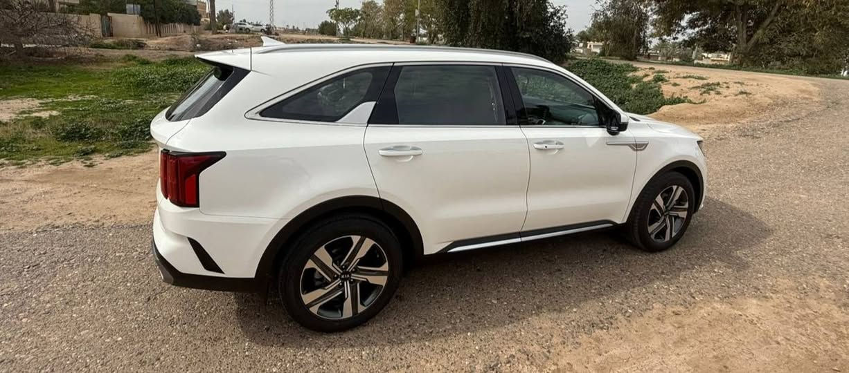 كيا سورنتو موديل 2021 ( خليجي ) 
استلام شركة الدولية العراقية 
مكفولة كفالة عامة سيارة 
محرك 6 سلندر  
رقم بغداد الجديد وهزة جديدة
تحويل مباشر 
كير محرك مكفولات
بدون بارد بدون صبغ بدون ضرر بدون تبديل
سيارة على وضع الشركة
مواصفات السيارة الشركة الدولية
بدون فتحة 
تاخذ سونار وين ما يعجبك 

ال💎ــسعـر 🟥 :: رقم (1) تلـقـائـي 📮

رقم صاحب ســـيـارة :: 
***********
***********
