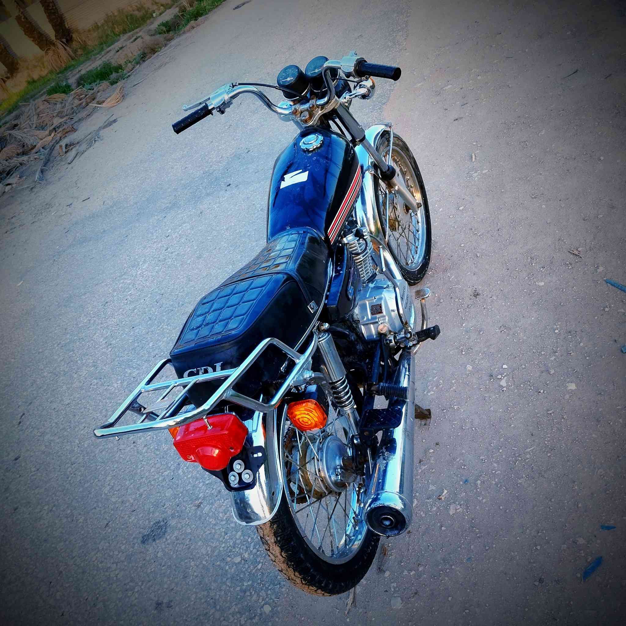 السلام عليكم دراجة 4 كير نامه برو كلك  للبيع سعر 350 قفل قفل 
***********
