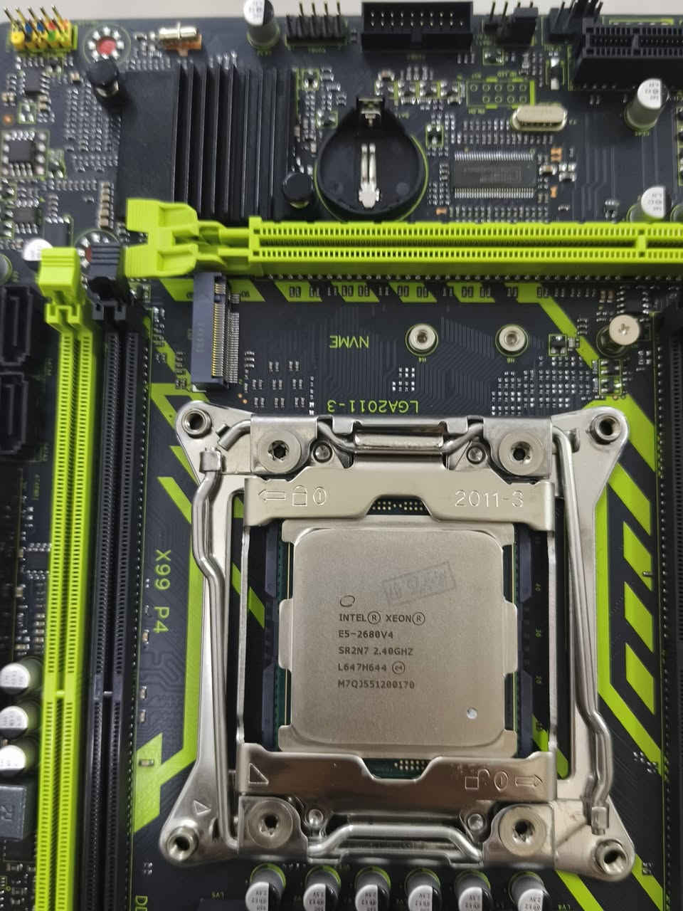 مجموعة بوردات و معالجات زيون
بورد X99 + معالج E5 2680v4 السعر ٤٠ الف 
فقط بورد x99 السعر ٢٥ الف 
يتوفر معالجات ايضا 
E5 2680v4 السعر ٢٠ الف 
E5 2650v4 السعر ١٣ الف 
E5 2690v3 السعر ١٣ الف 
رامات سيرفر متوفر قطعتين 
Ddr4 8gb 2400mhz سعر القطعه ٣٠ الف


**إذا كنت صاحب هذا الإعلان وتريد حذفه لأي سبب، رجاءا أرسل رسالة إلى الدعم الفني**