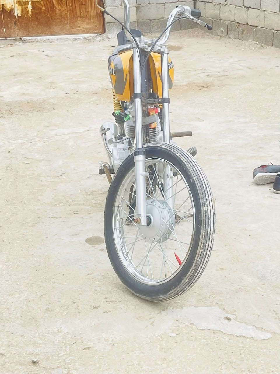 سلام عليكم رابيدو٢٣كلك دراجه فول سرعه ومعدل كامله لسعر ٣٧٠وبيه حك جيه مكاني صدر دغاره 
***********
