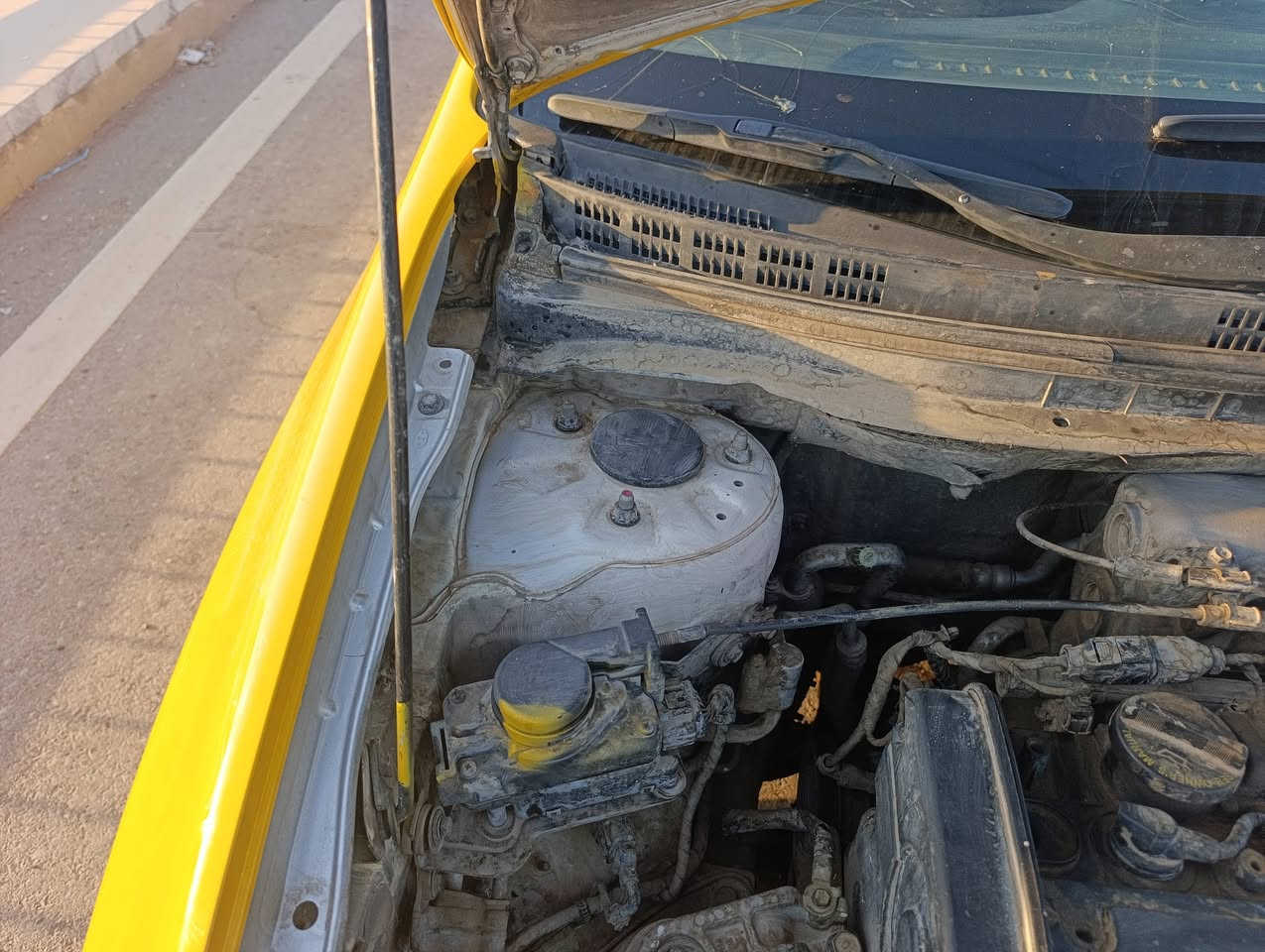 سلام عليكم 
النترا 210 امريكي حادثه جاملغ يمنه مبدلات جاملغ امامي اثنينهن تخم تاير جوه منضومه تبريد جديده مكينه خير من الله جديده فقط كير بي عته شوي صدر امامي كله جديد صدر خلفي تعبان سياره بسمي هيه غرامات تستلم صافيه رقم ديالى السعر 92 وبيها مجال مكاني بغداد الحسينيه (السعر مايعجبك لاتعلق (‏‪***********‬‏
