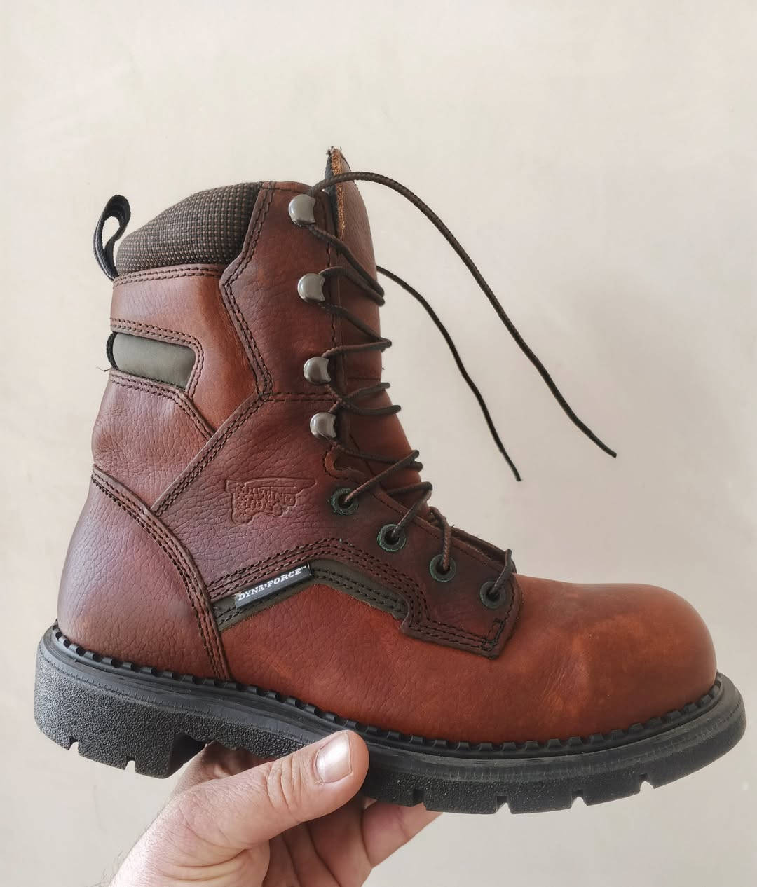 ريدونك امريكي اصلي جلد طبيعي غير مستخدم قياس ٤٠ السعر ١١٠ الف ***********
