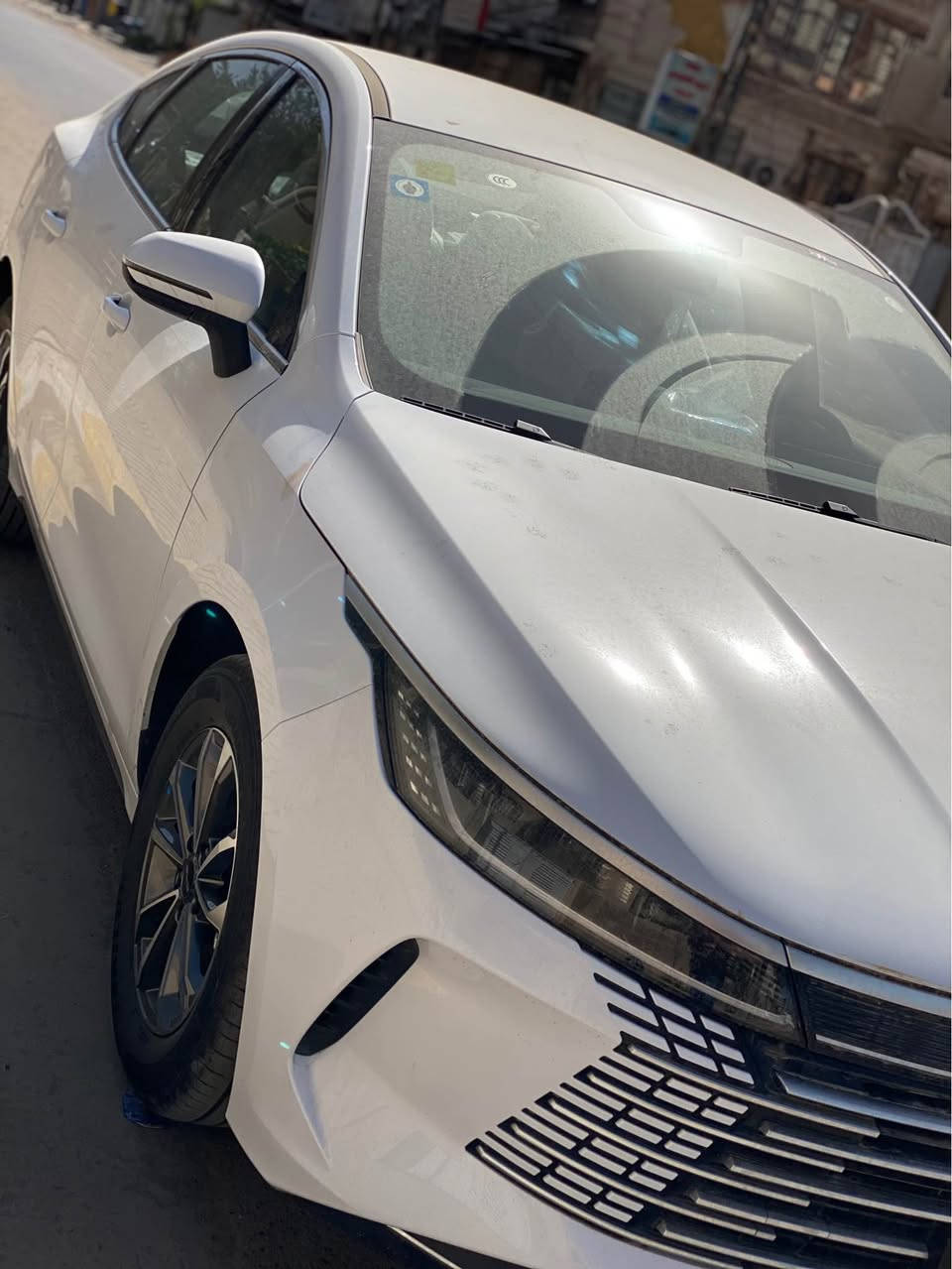 سلام عليكم دستروير ملوح وكامل 
ماشيه 3000 
كفاله عامه من الشخط 
بغداد السيديه 
*********** بغداد, العراق
