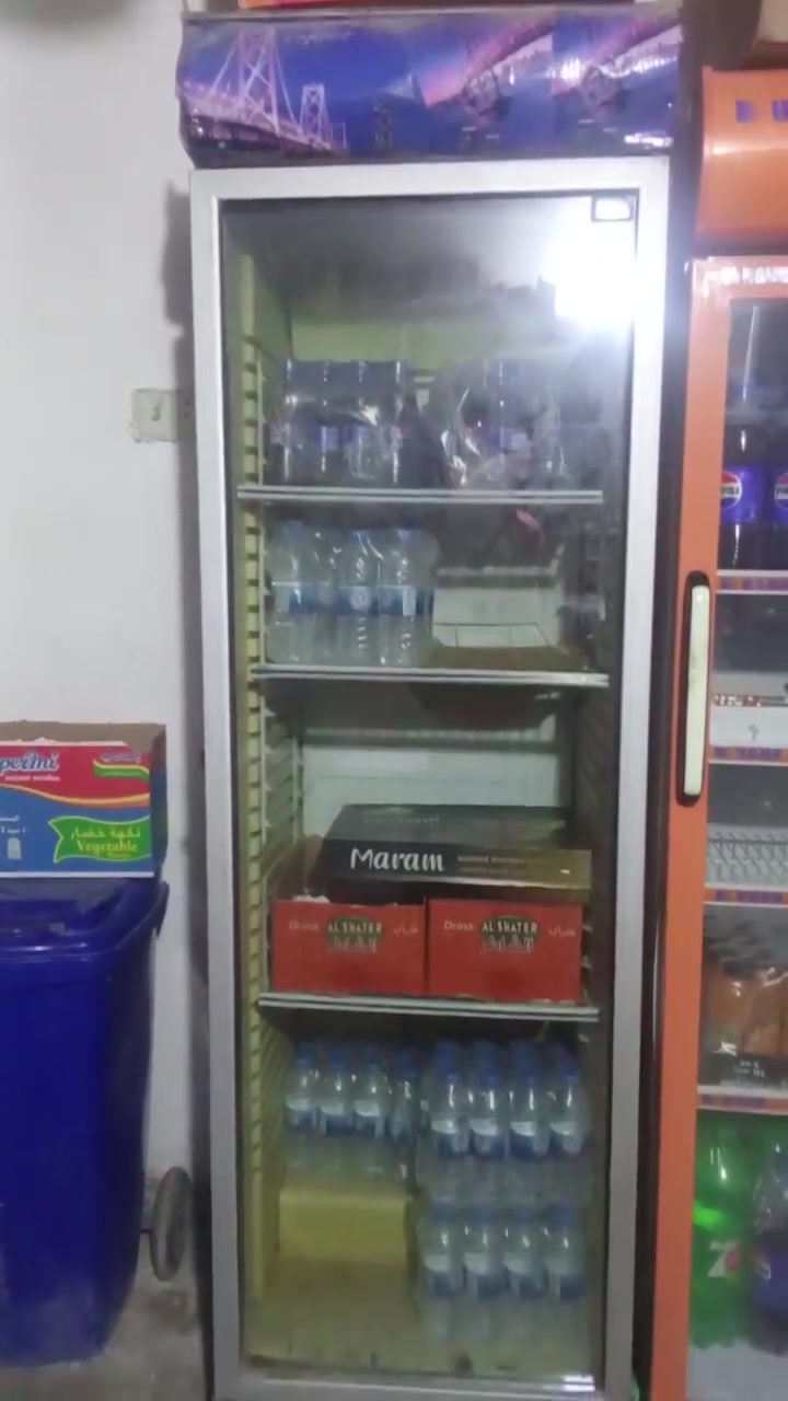 عارضه للبيع حجم كبير سعر١٧٥مكان بغداد الحسينيه مال الراشديه مبايل ***********

