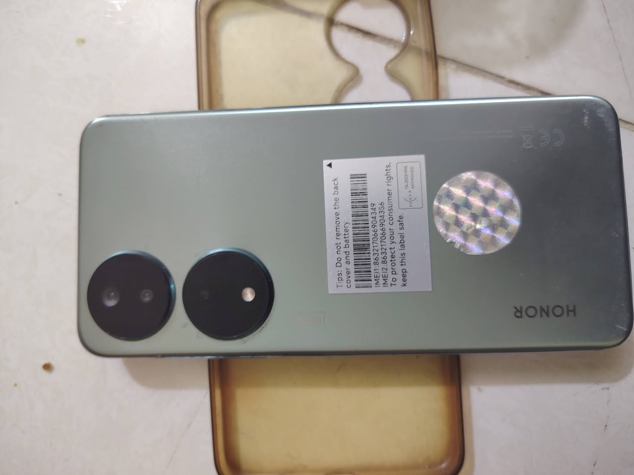السلام عليكم هونر X7b
 بطاريه 6000mA ذاكره 256 
مبدل شاشه فقط نظافه شوف العين كلش نضيف السعر 90 الف وبي مجال بدون ملحقات 
مكاني ديالى بعقوبة 
اتصل ***********
ما متواجد على النت
