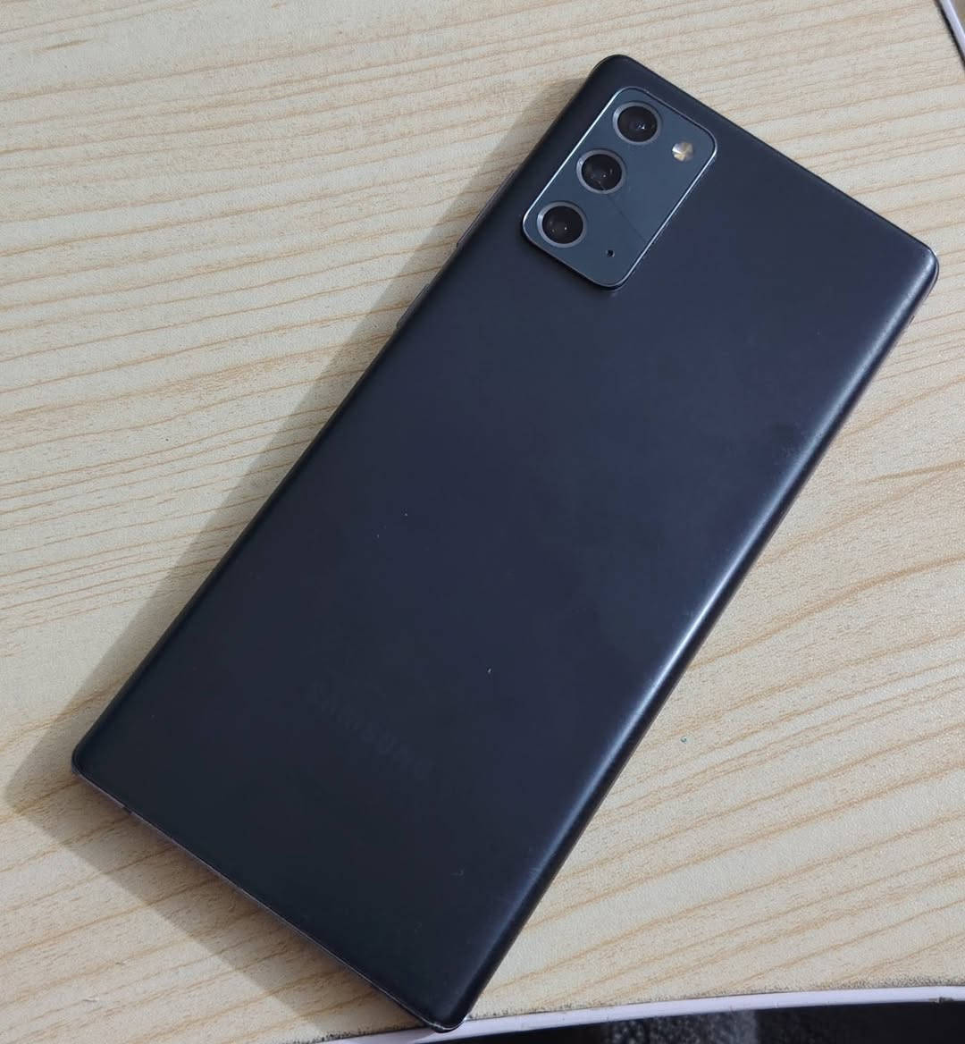 أسلام عليكم
جهاز SAMSUNG Note 20 5G
الذاكره 128
النسخه الأمريكيه + سلس + 60 فرم
فطر الكامره الخلفيه لاكن ما مئثر بتصوير + القلم يجلب بس شغال السعر 250 مكاني بغداد حي العامل


**إذا كنت صاحب هذا الإعلان وتريد حذفه لأي سبب، رجاءا أرسل رسالة إلى الدعم الفني**