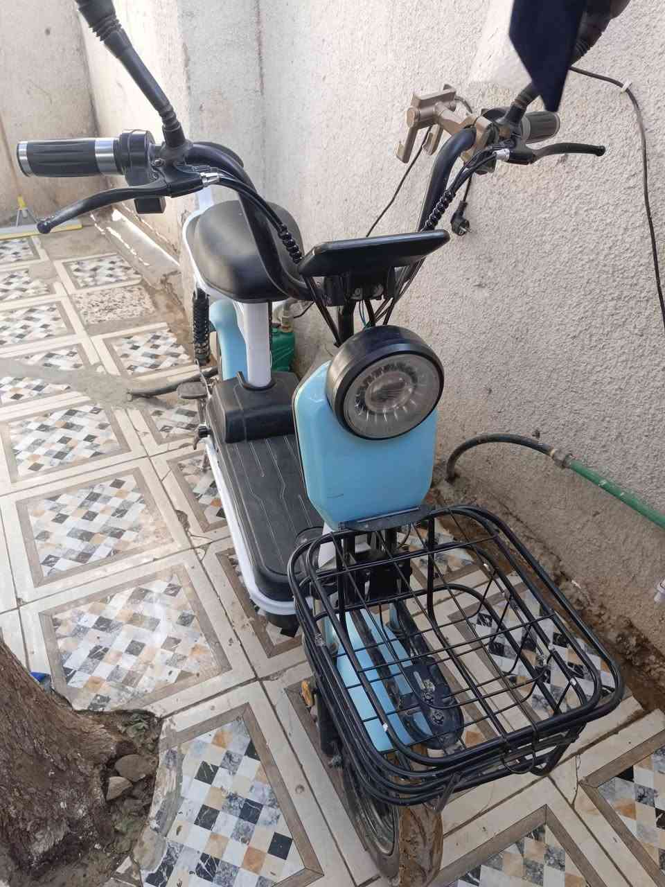 بيسكل البيع نظيف كلش وما بي كل عطل  كربلاه 350وبي مجال ***********
